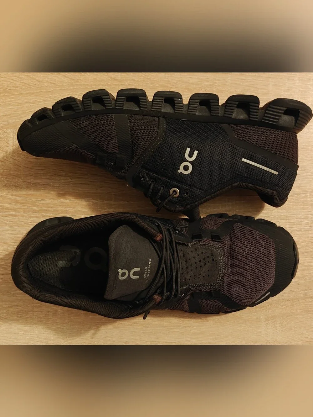 Size 9.5 - ON Cloud 5 Black W  Athletic Shoes Running